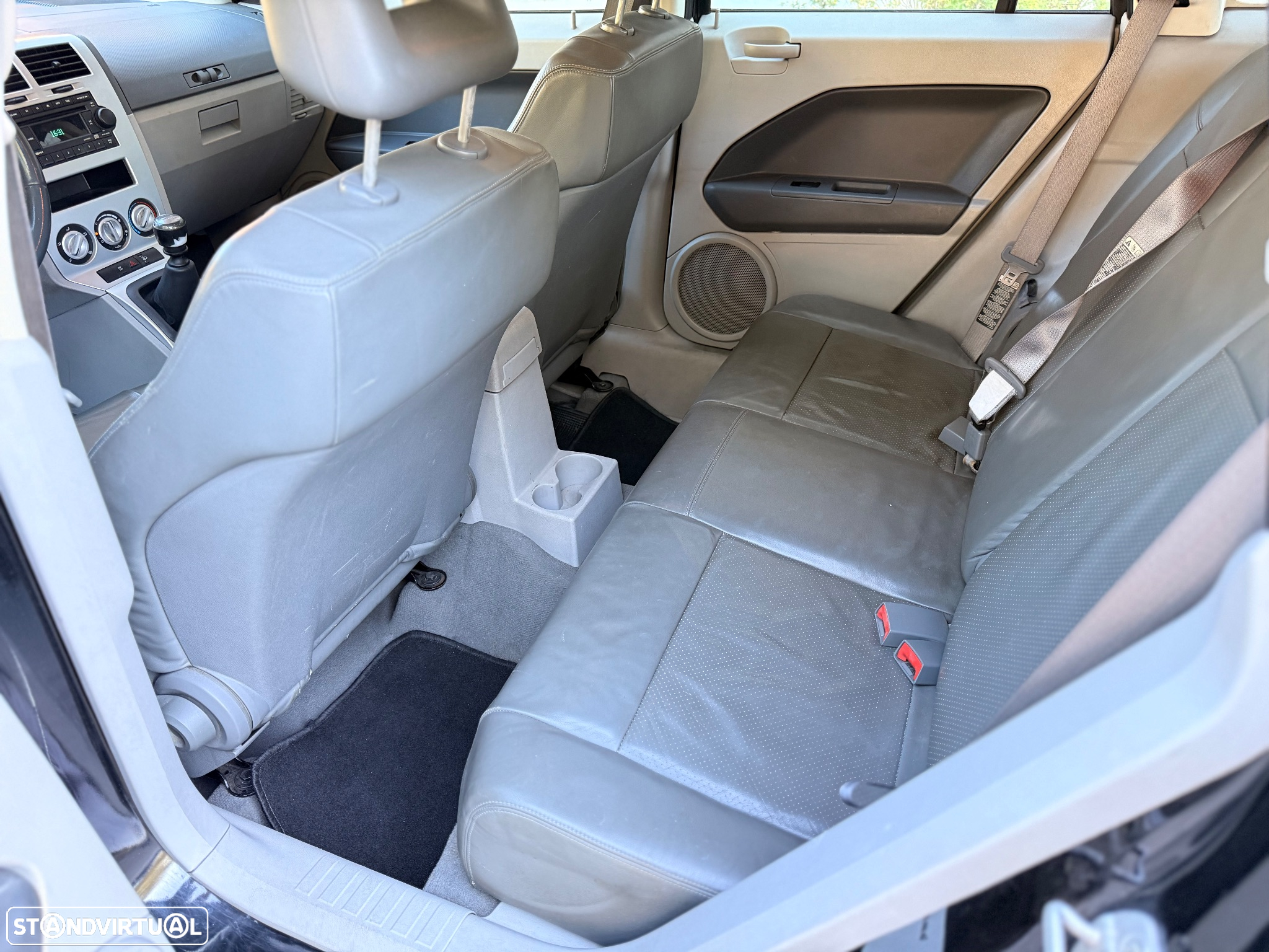 Dodge Caliber 2.0 CRD SXT - 10