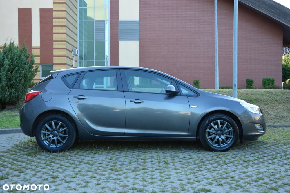 Opel Astra 1.6 Enjoy - 15