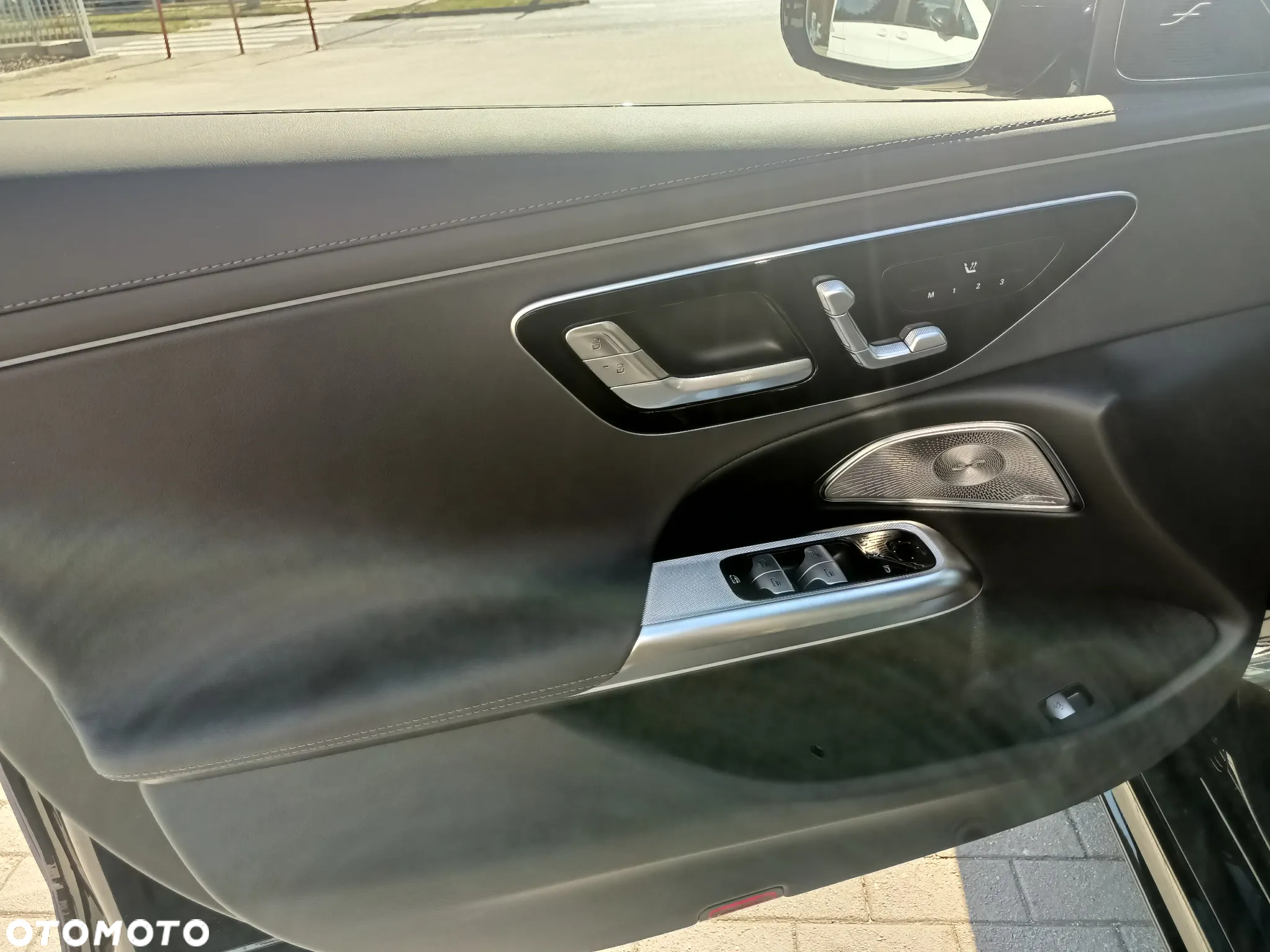 Mercedes-Benz Klasa E 300 de PHEV 4-Matic AMG 9G-Tronic - 8