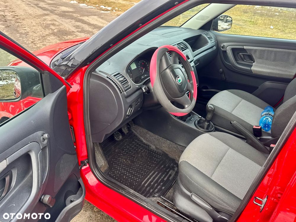 Skoda Fabia 1.2 HTP Ambition - 9