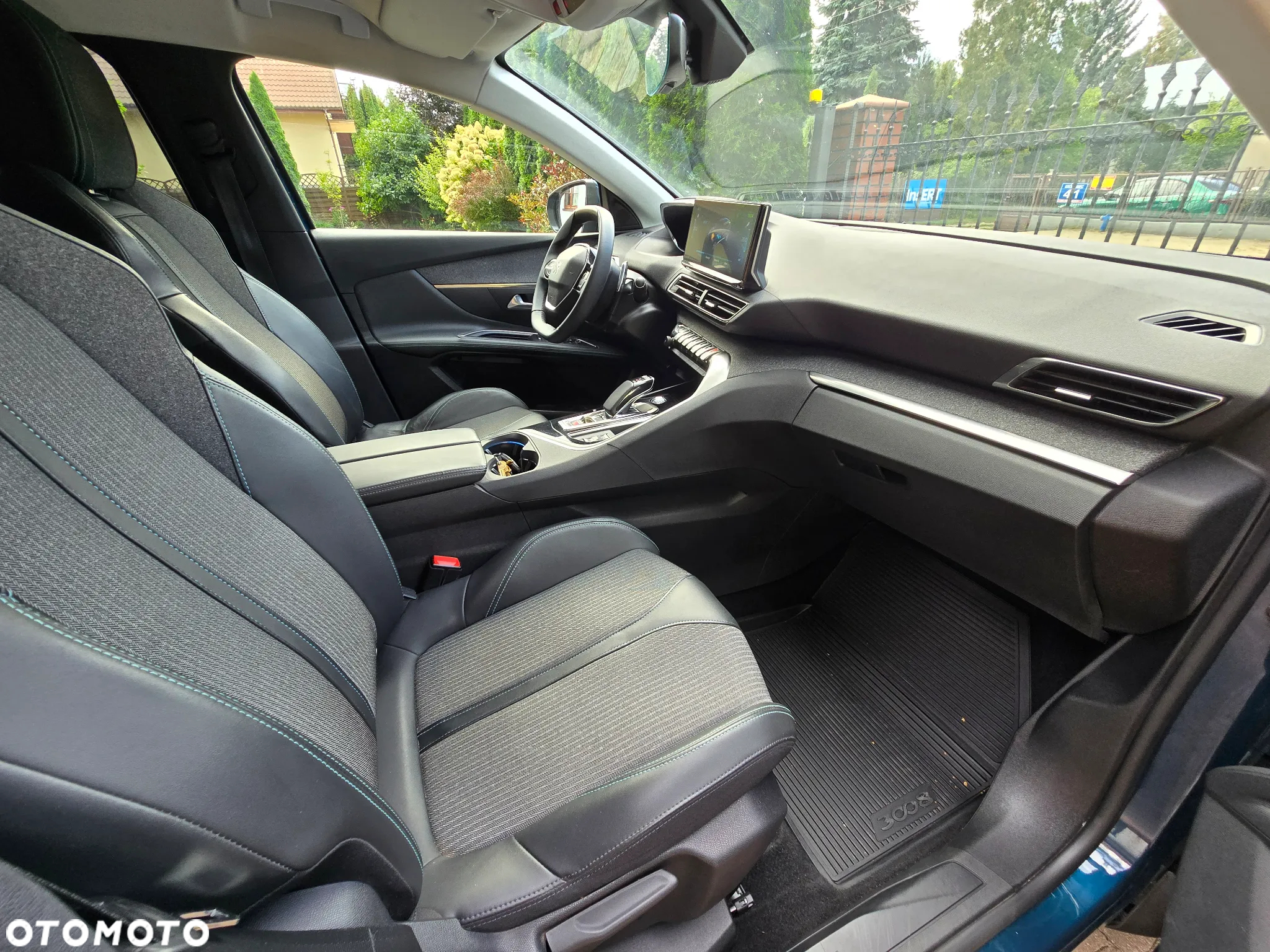 Peugeot 3008 1.6 PureTech HYbrid Allure S&S EAT8 - 5
