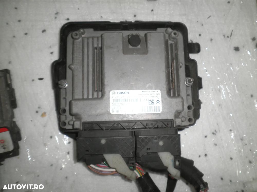 ECU / calculator motor Citroen C4 Cactus 1.6 HDI 0281031043 9806460480 9809478580