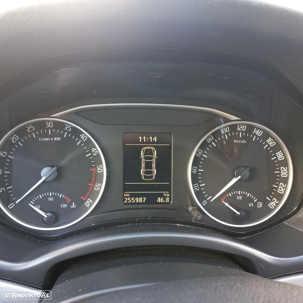 Skoda Octavia Break 1.6 TDi Ambiente - 9