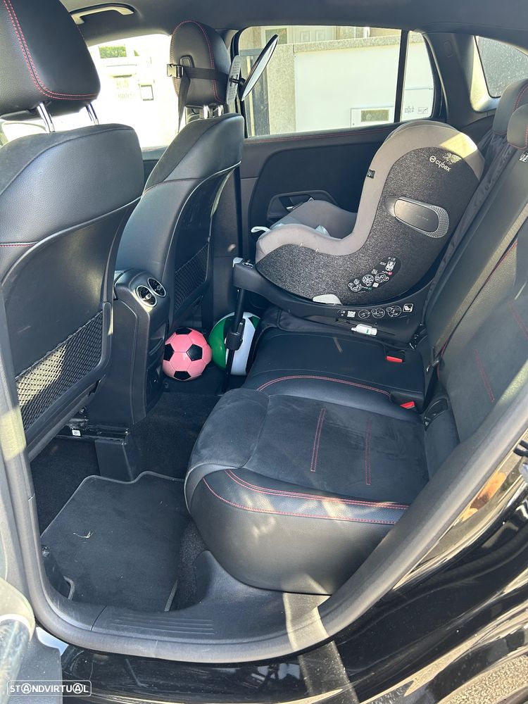 Mercedes-Benz GLA 180 d AMG Line - 7