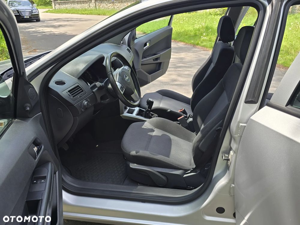 Opel Astra 1.6 Enjoy - 5