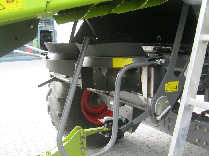 Claas TUCANO 430 APS - 8