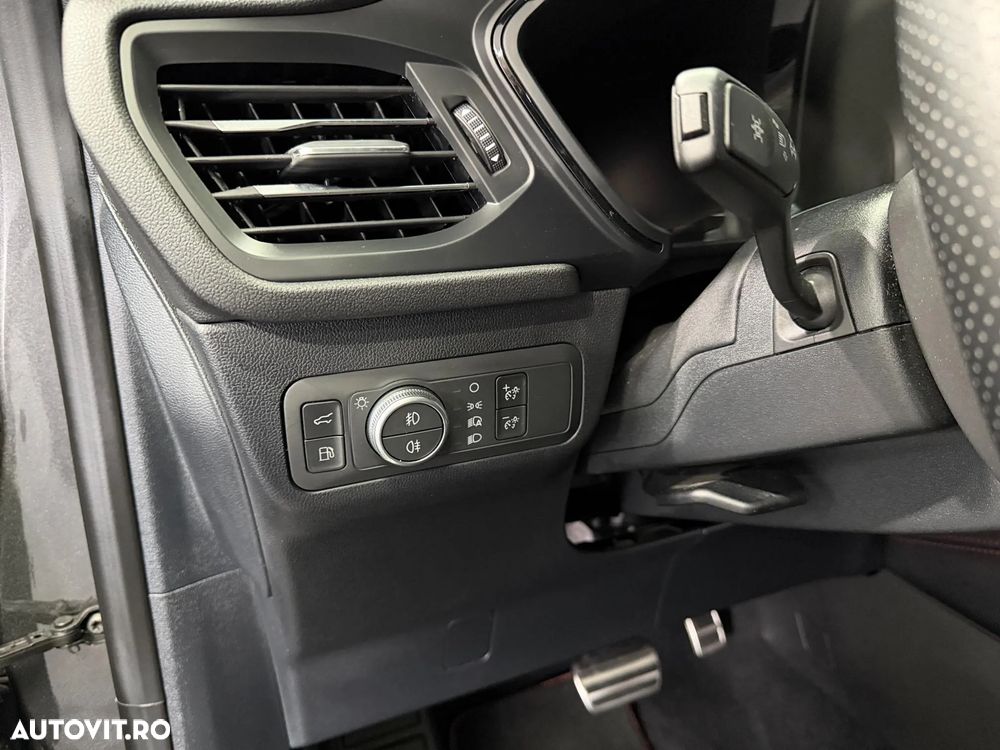 Ford Kuga 2.5 Duratec PHEV ST-LINE X - 22