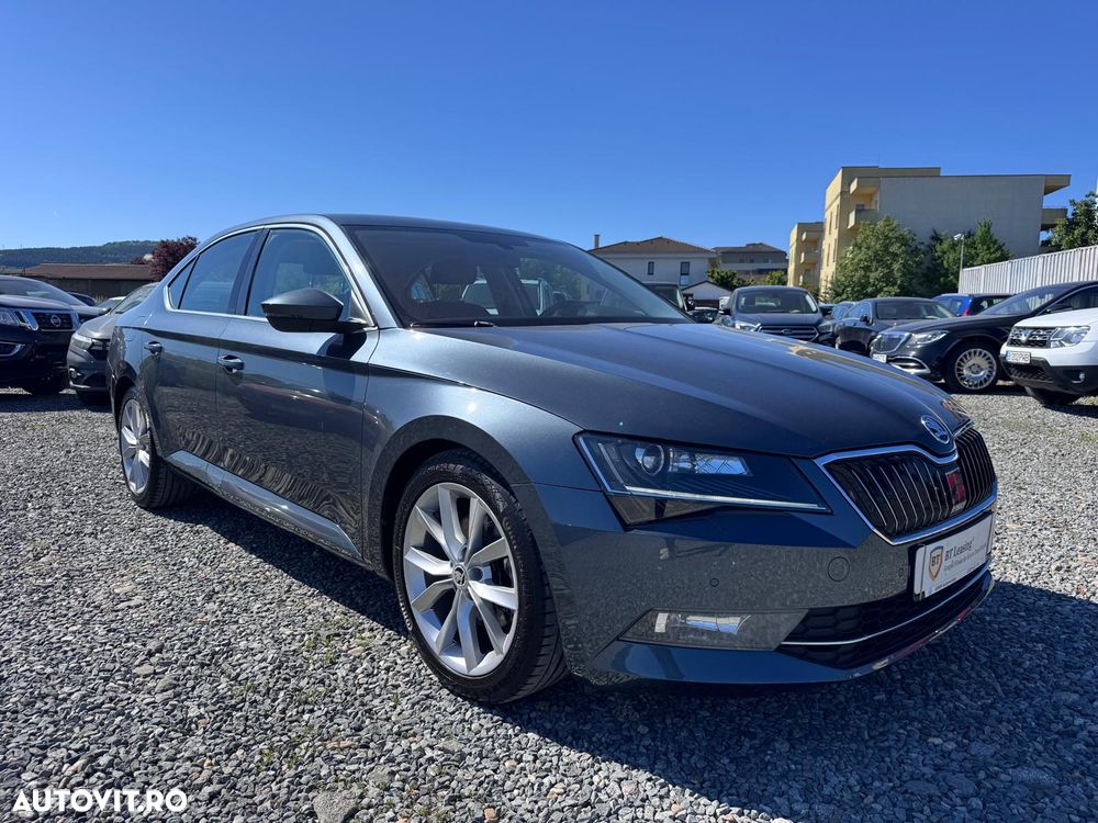 Skoda Superb 2.0 TDI 4X4 DSG Style - 1