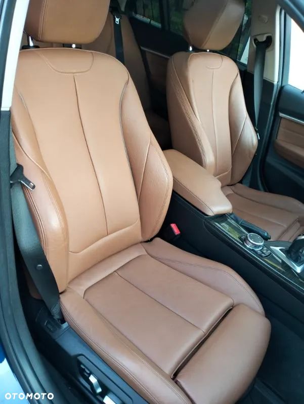 BMW Seria 3 320d Luxury Line - 24