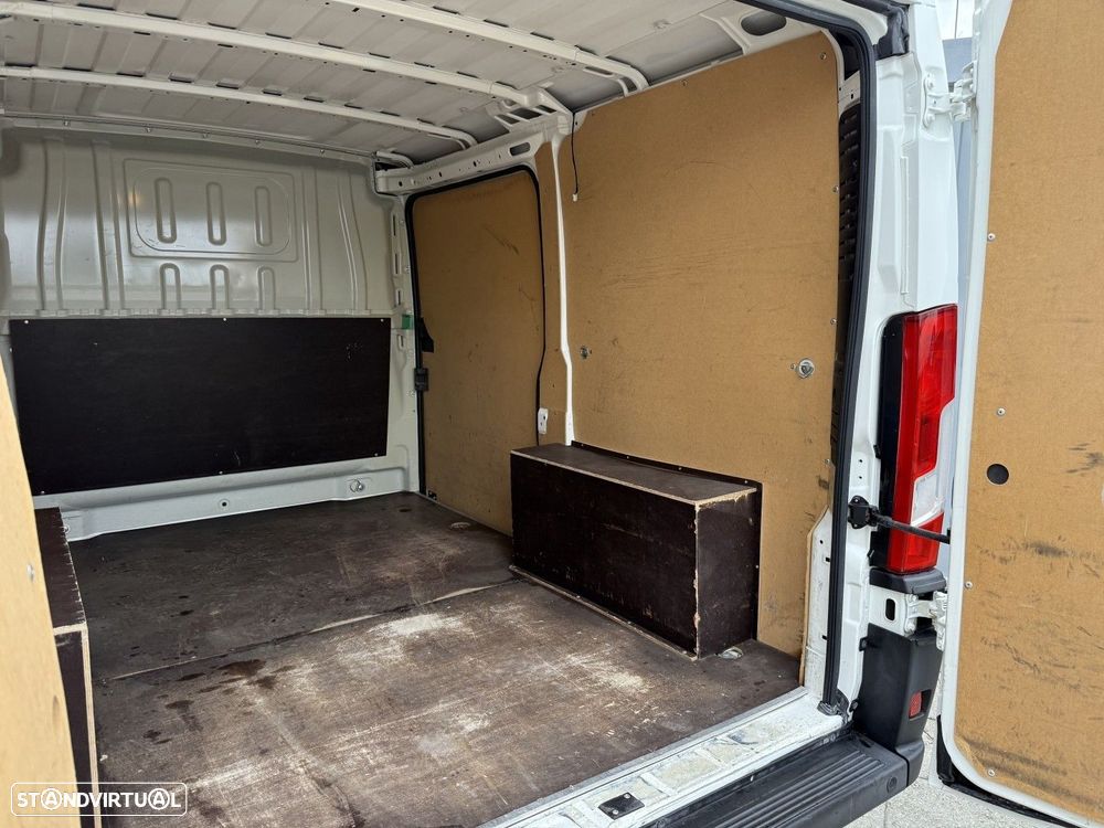 Peugeot Boxer 2.2 BlueHDi 330 L1H1 Pro - 5