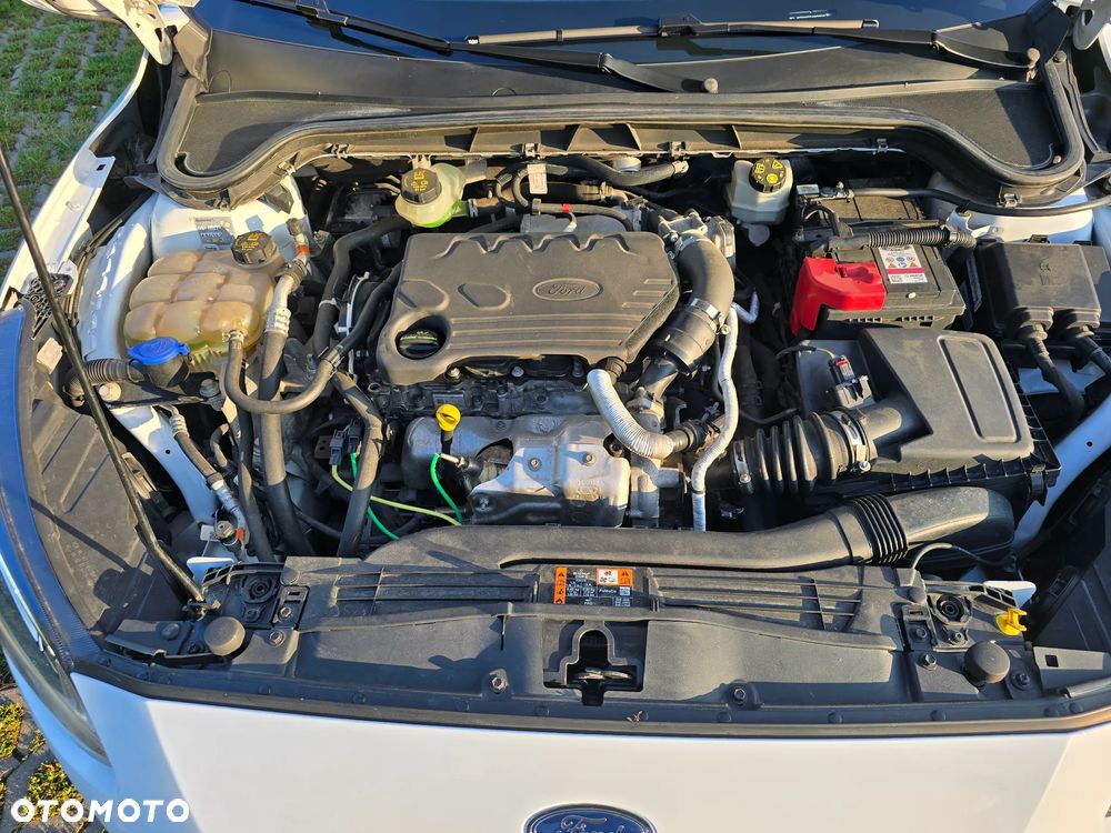 Ford Focus 1.5 EcoBlue SCR Connected - 9