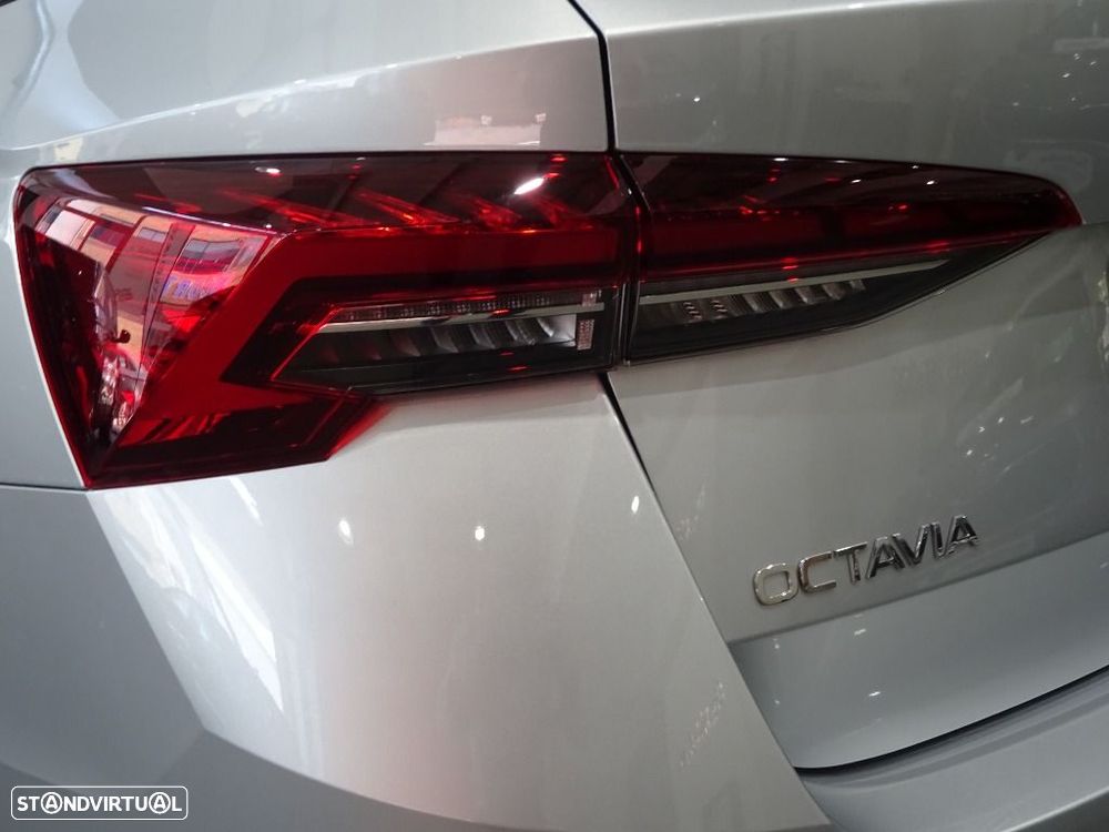 Skoda Octavia Break 1.5 TSI mHEV DSG - 36