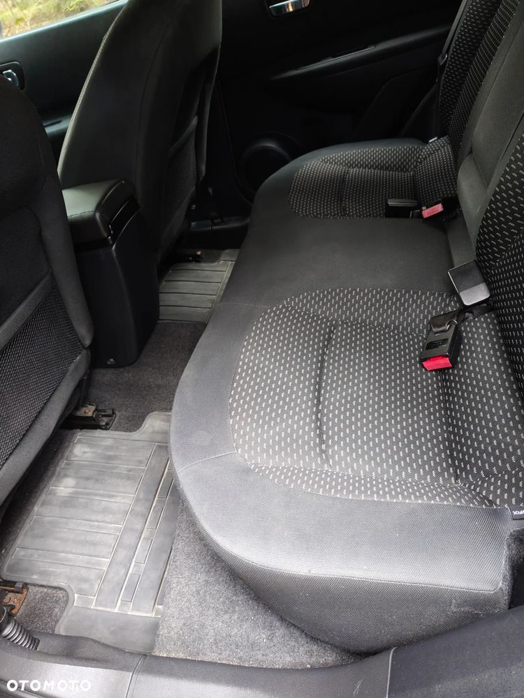 Nissan Qashqai 2.0 Visia - 11