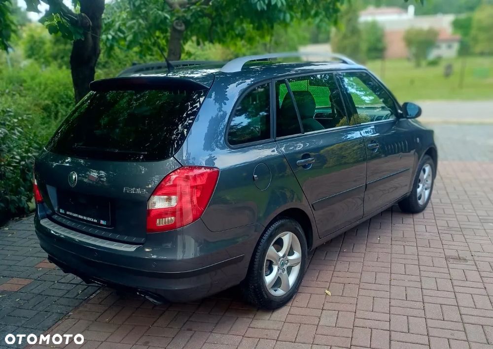 Skoda Fabia 1.6 16V Tiptronic Ambiente - 9
