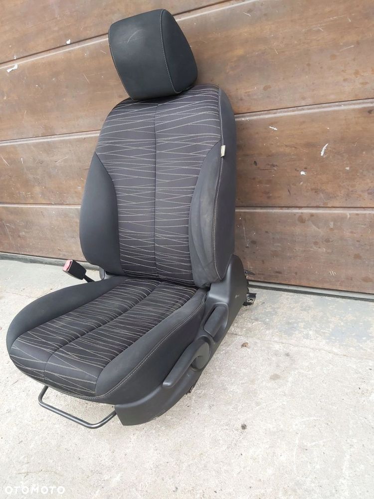 MAZDA 2 II DE fotel lewy przód air bag 3D - 2