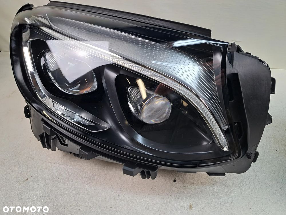 Mercedes-Benz GLC X253 A253 W253 Komplet Lampa przednia - 6