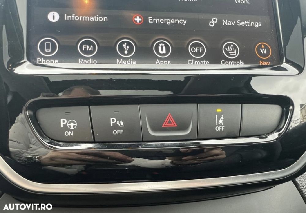 JEEP Cherokee 2020 — imagine 15