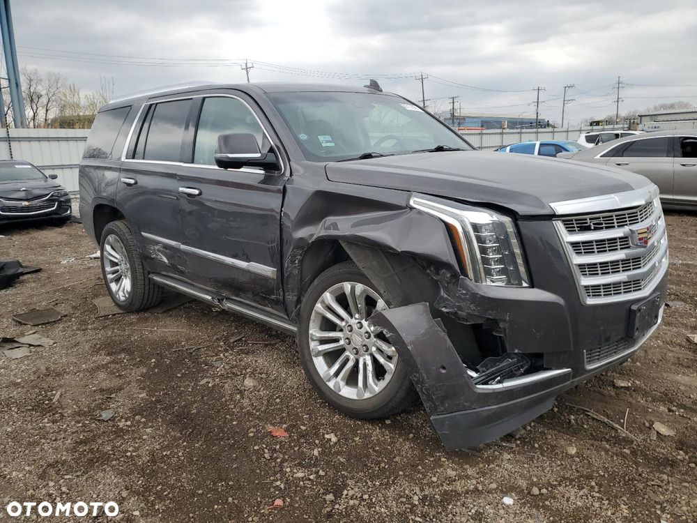 Cadillac Escalade 6.2 V8 AWD AT Platinum - 4