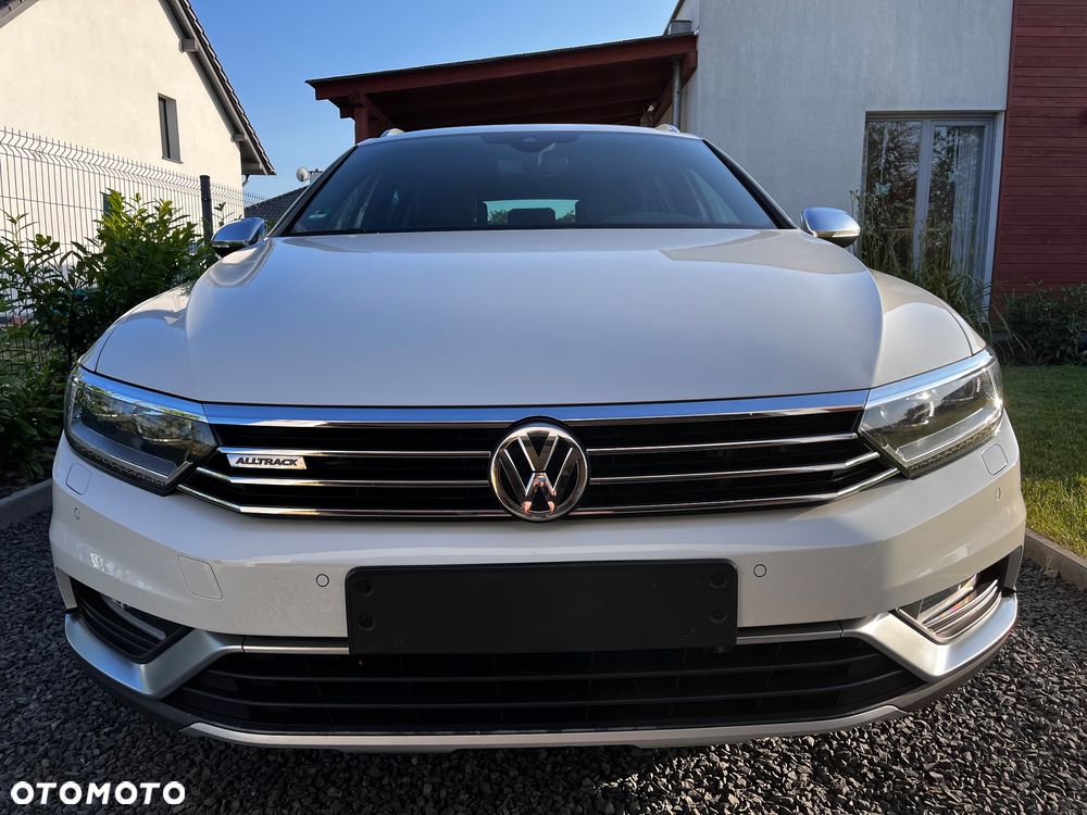 Volkswagen Passat - 8