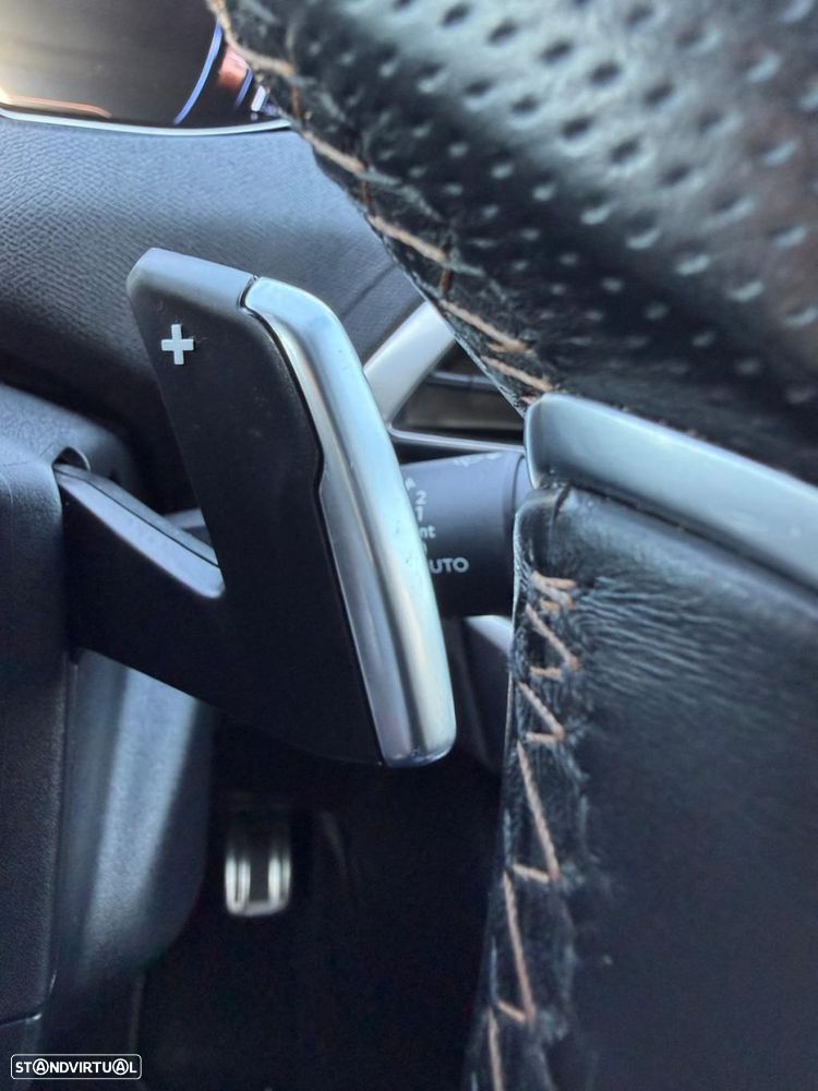 Peugeot 5008 1.5 BlueHDi GT Line EAT8 - 24