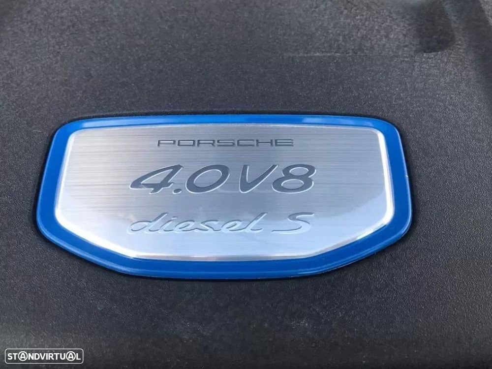Porsche Panamera 4 S - 23