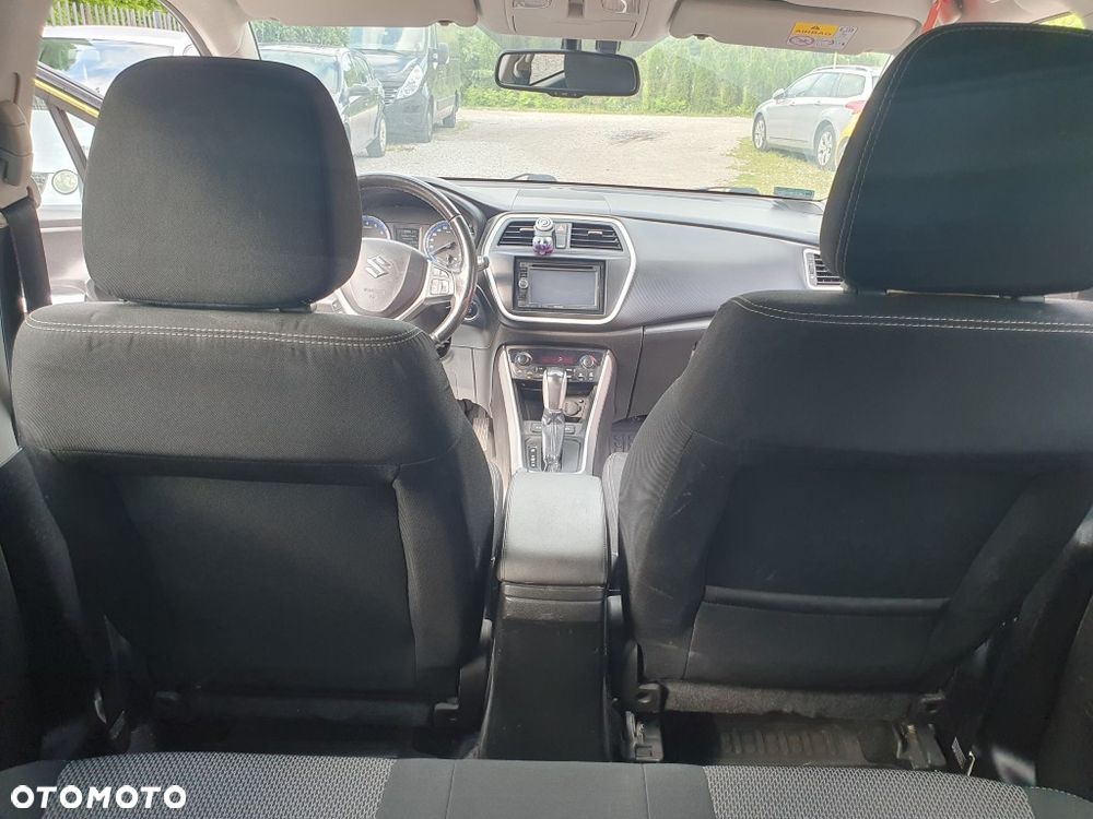 Suzuki SX4 S-Cross 1.6 Premium 4WD CVT - 23