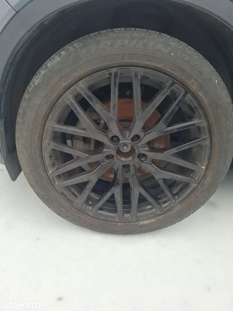 Volvo XC40 Zderzak przód 4 PDC kod lakieru 728 - 13