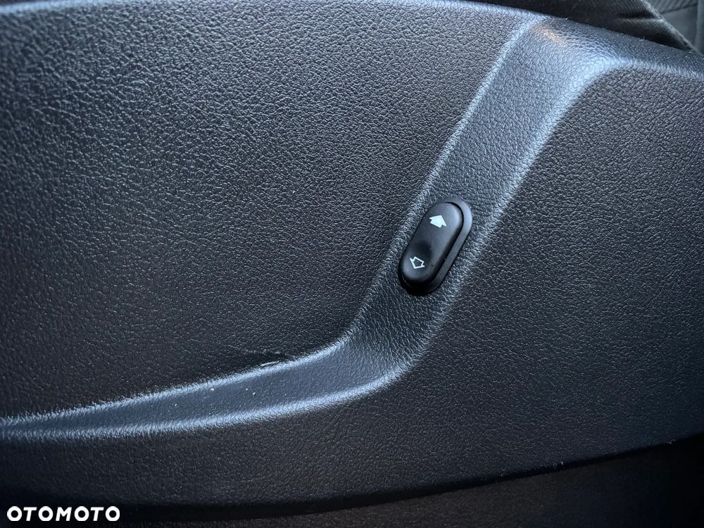 Ford S-Max 2.0 TDCi Titanium - 28