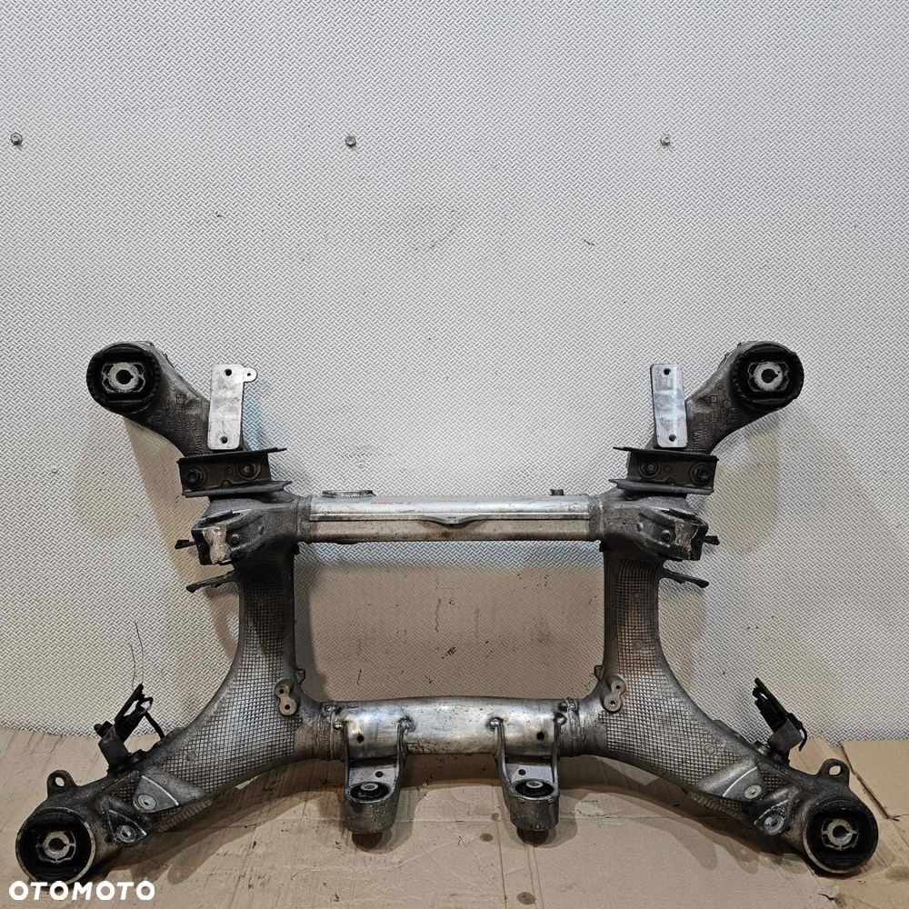 bmw g31 g32 wózek sanki belka tył tylna - 1