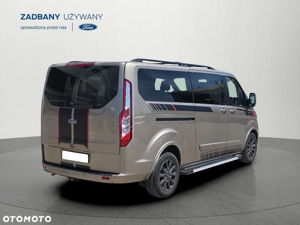 Ford Tourneo Custom - 5