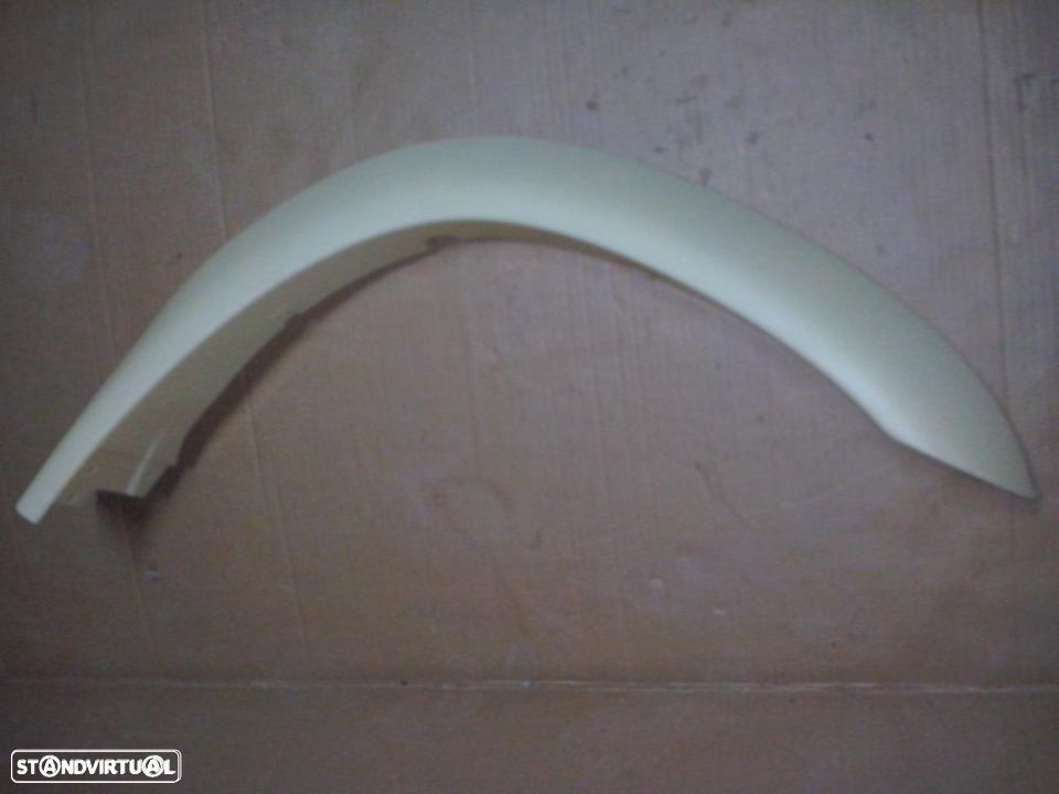 Aba do guarda lamas frente Mitsubishi L200 K74 NOVAS - 1