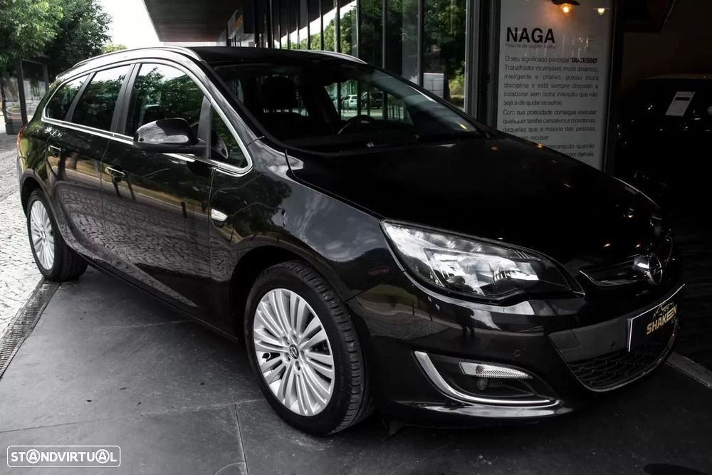 Opel Astra Sports Tourer - 11