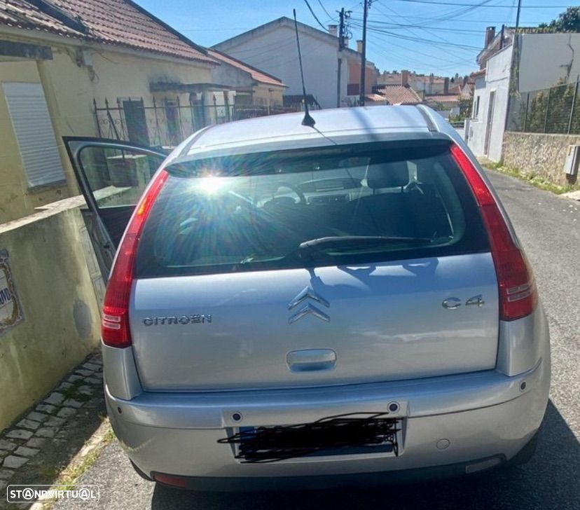Citroën C4 1.4 16V SX - 6