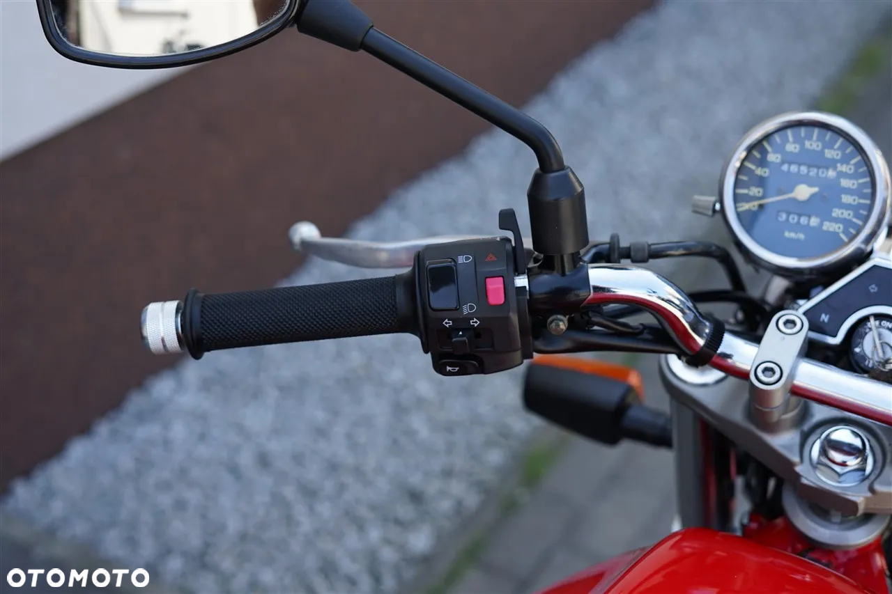 Yamaha XJ - 16