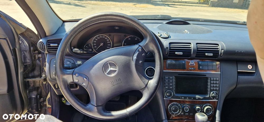 Mercedes-Benz Klasa C 320 CDI 7G-TRONIC Avantgarde - 18