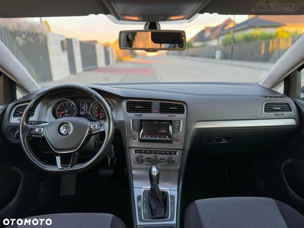 Volkswagen Golf VII 1.4 TSI BMT Highline DSG - 32