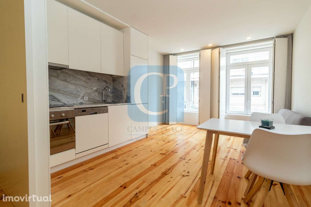 Apartamento T1 mobilado na Rua da Alegria, próximo do Marquês - Grande imagem: 3/16