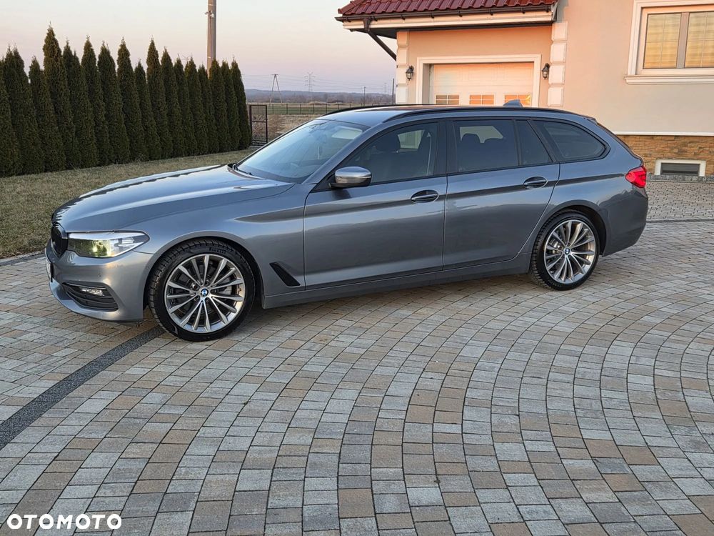 BMW Seria 5 520d M Sport Edition - 6