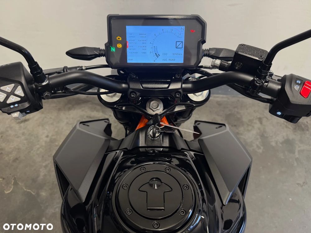 KTM Duke 125 - 37