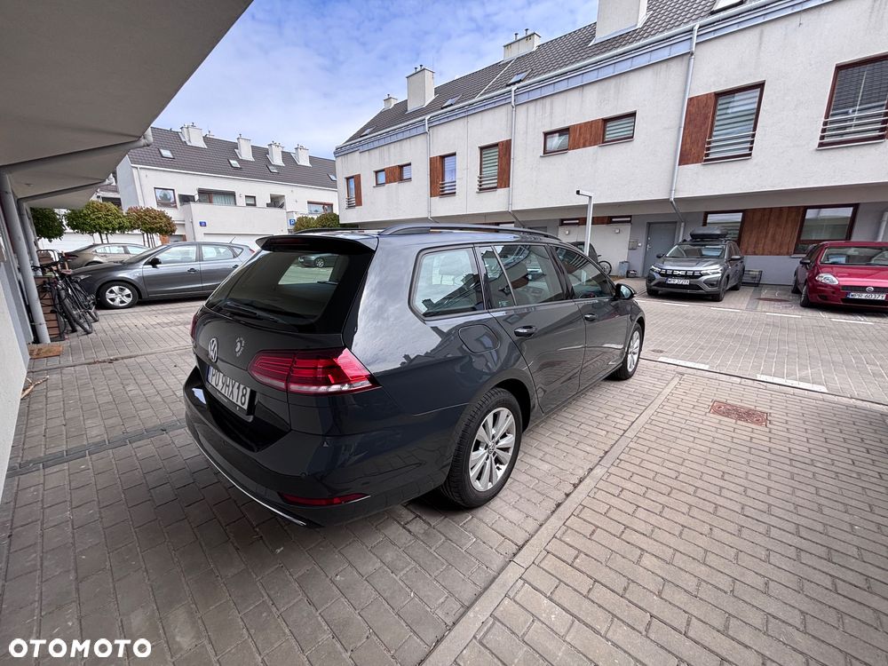 Volkswagen Golf 1.6 TDI BMT Comfortline - 4