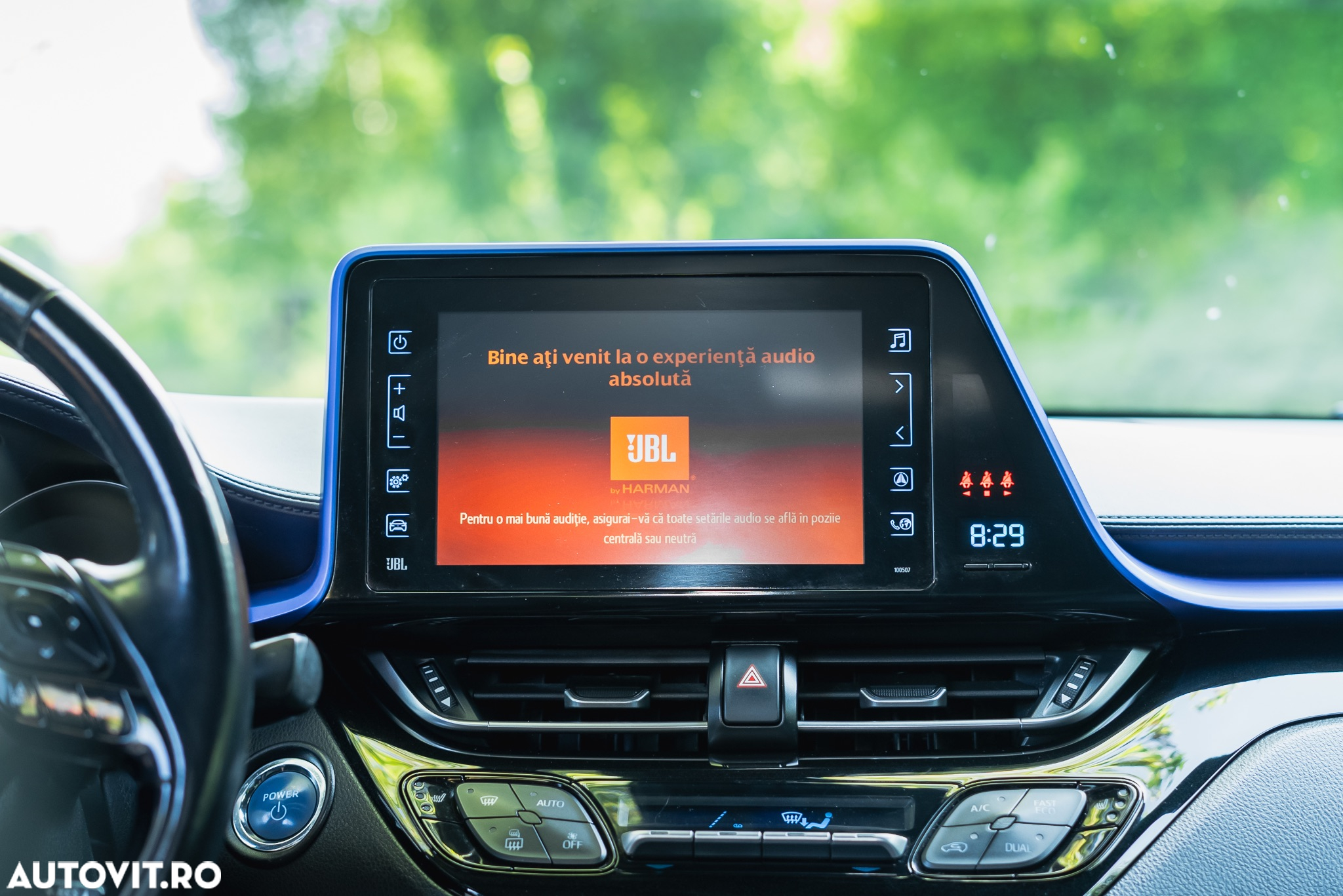 Toyota C-HR Hybrid Lounge - 8