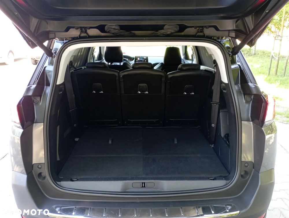 Peugeot 5008 1.6 PureTech Allure S&S EAT8 - 14
