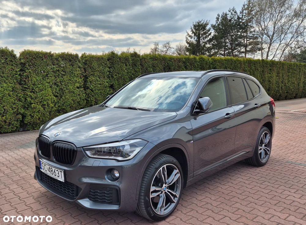 BMW X1 xDrive20i Sport - 1