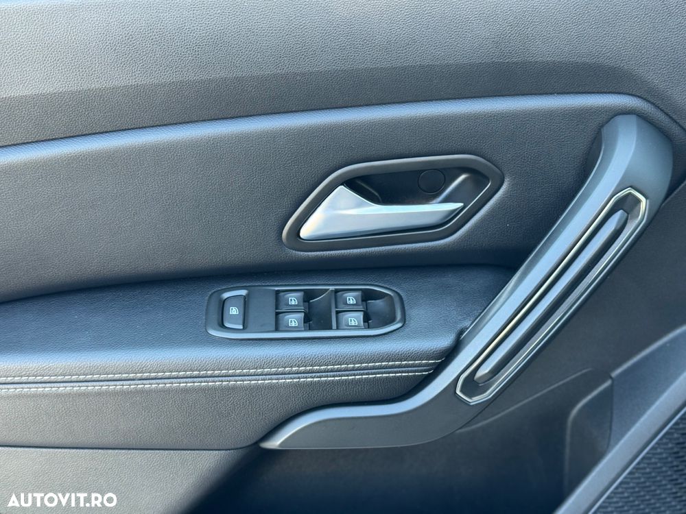 Dacia Duster 1.5 Blue dCi Prestige - 8