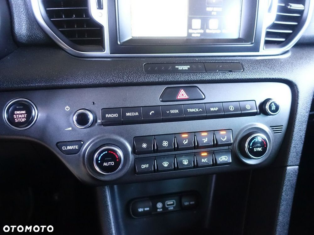 Kia Sportage 1.6 GDI L 2WD - 21