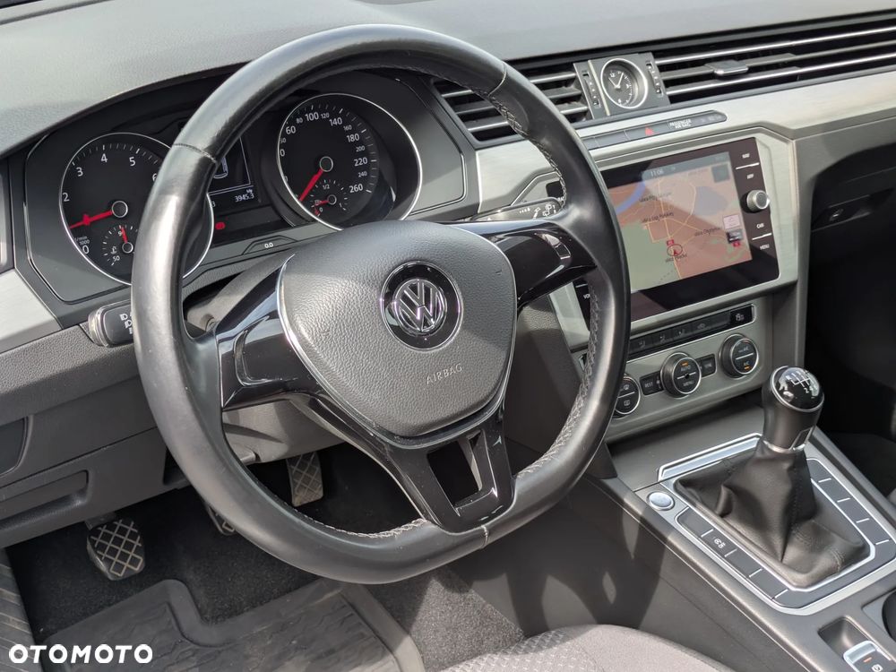 Volkswagen Passat 1.5 TSI EVO Trendline - 21