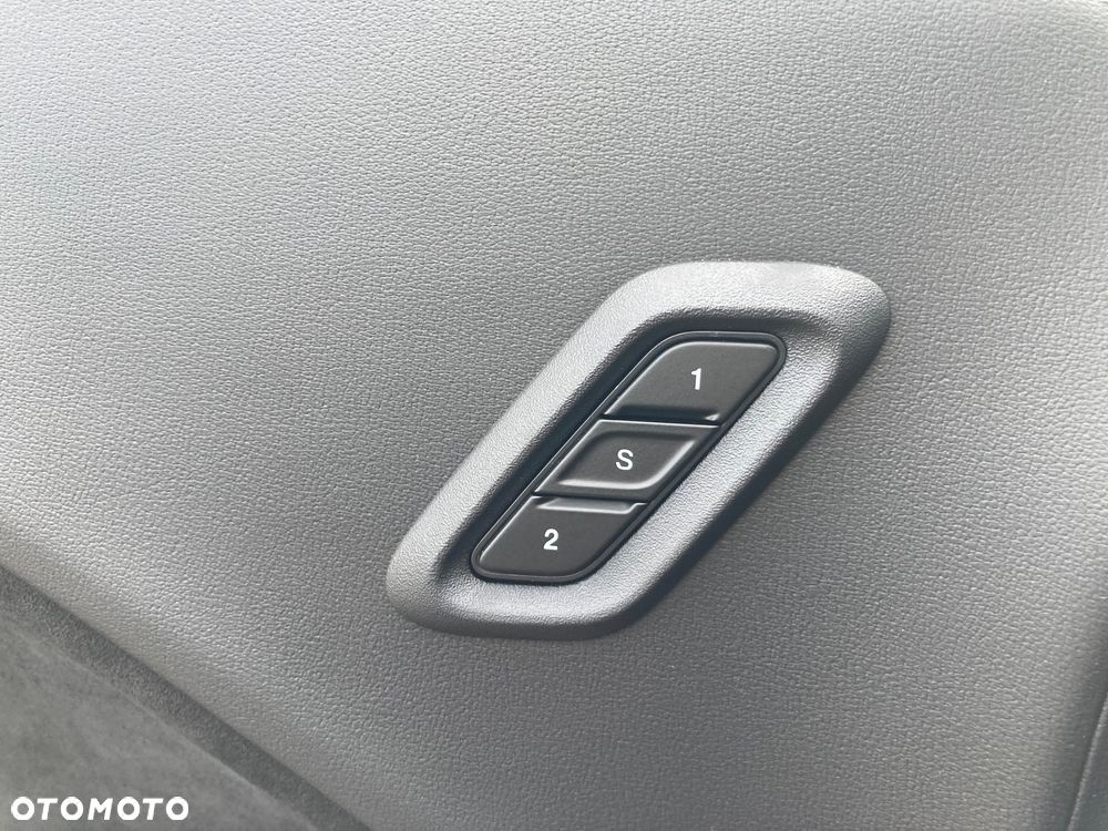 Dodge Challenger 6.2 Hellcat Widebody - 29