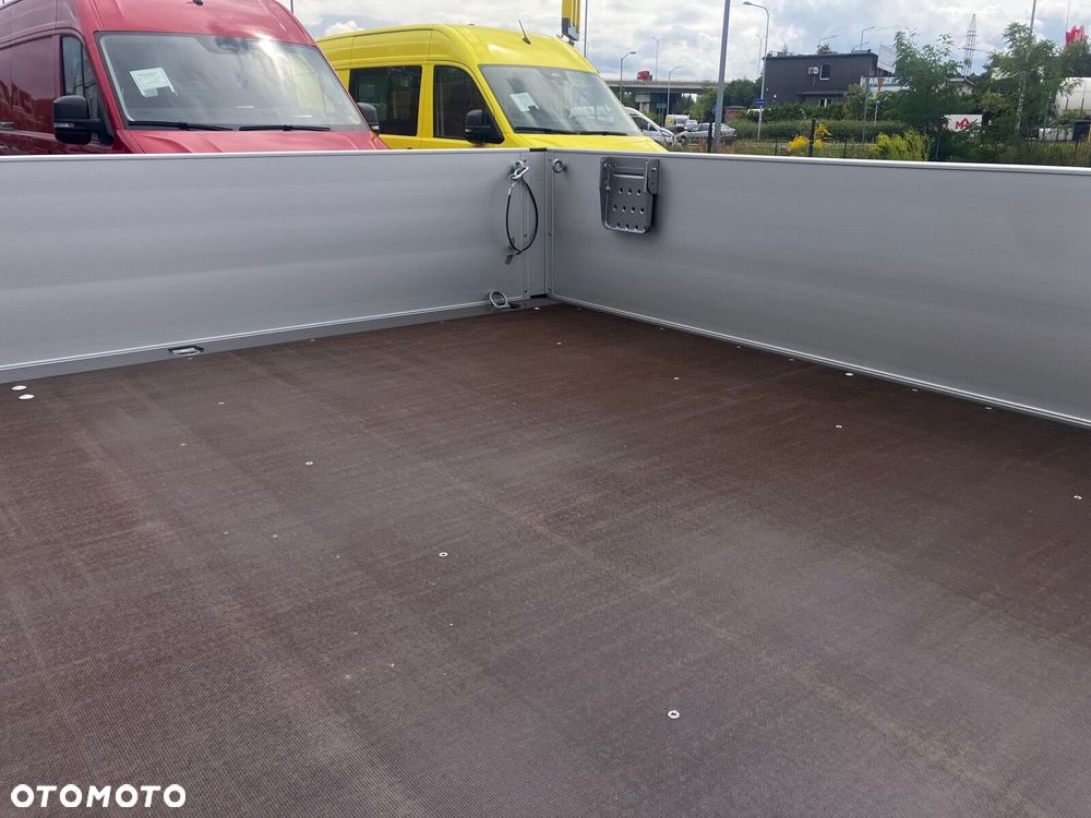 Volkswagen Crafter 35 2.0 TDI 177 KM DOKA - 14