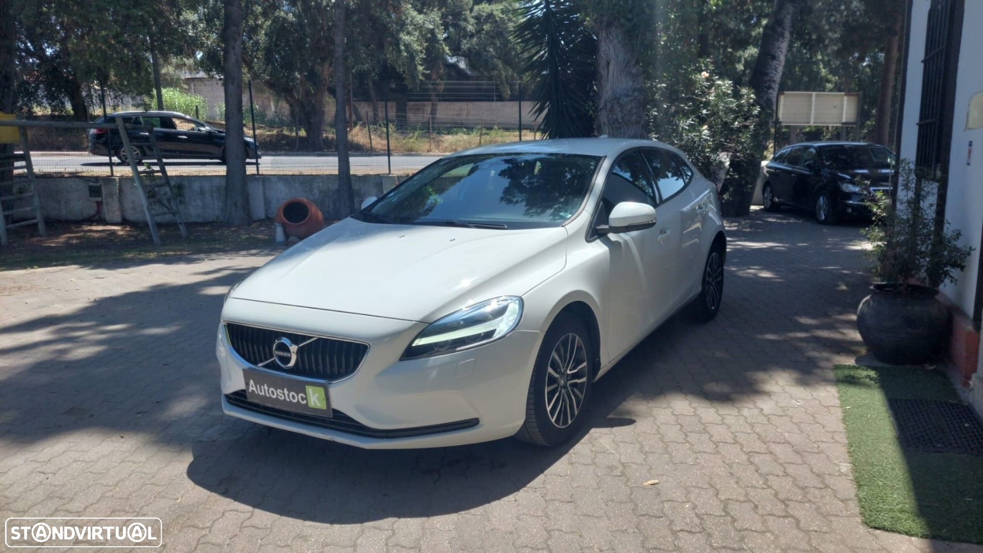 Volvo V40 2.0 D2 Summum - 16
