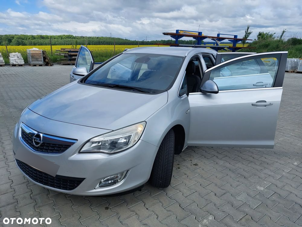 Opel Astra 1.4 Turbo Sports Tourer 150 Jahre - 13